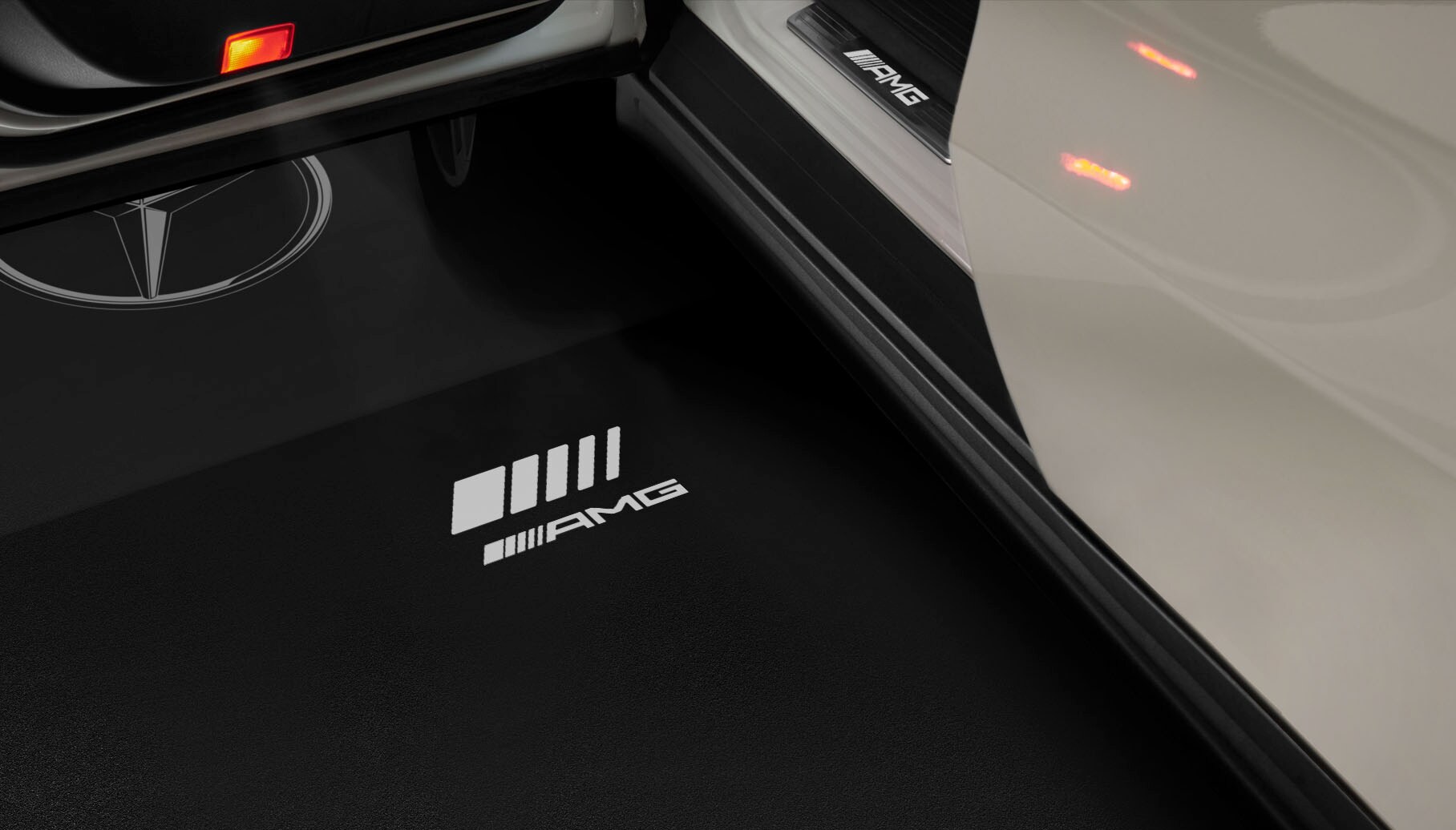 LCD projector, with animated AMG pattern - 1 set