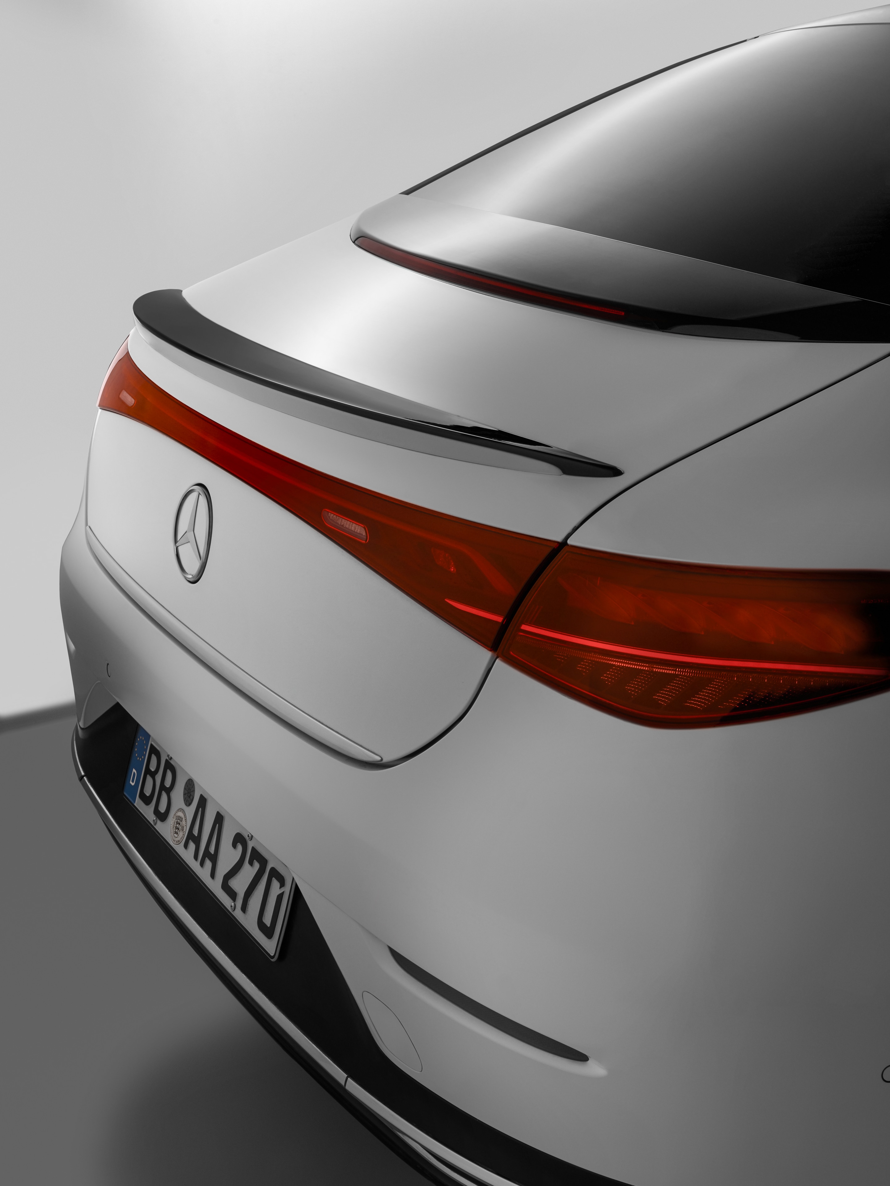 Rear spoiler - Polyurethane, primed